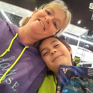 Meet your Posher, Dinah